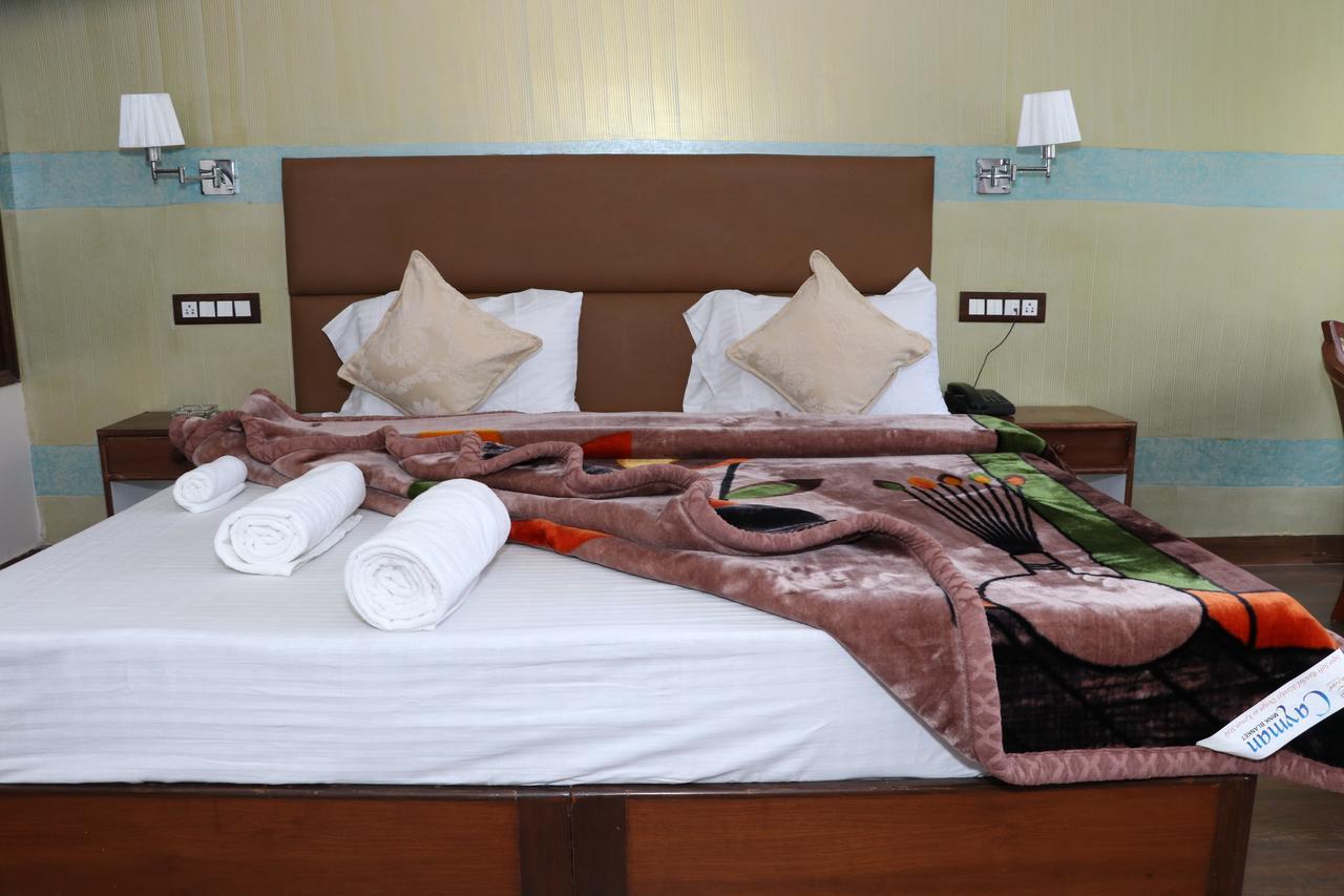 Hotel Green Tara Manāli エクステリア 写真
